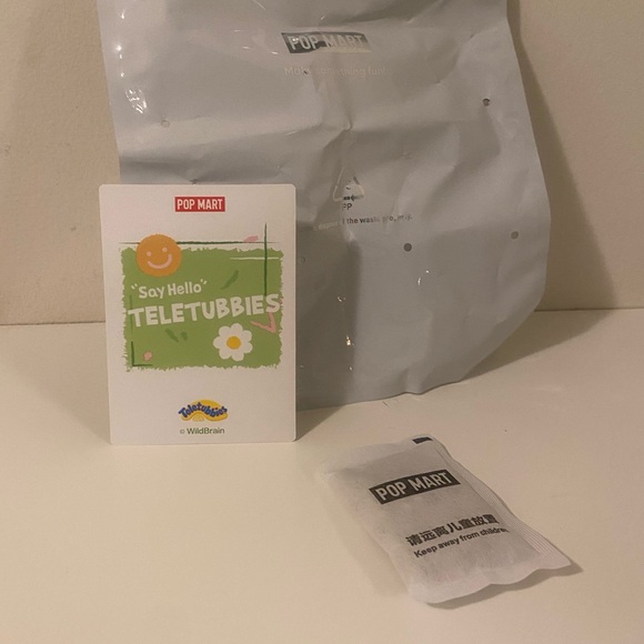 NEW POP MART Teletubbies Pink Po’s Caramel Toast Pendant - Picture 7 of 11